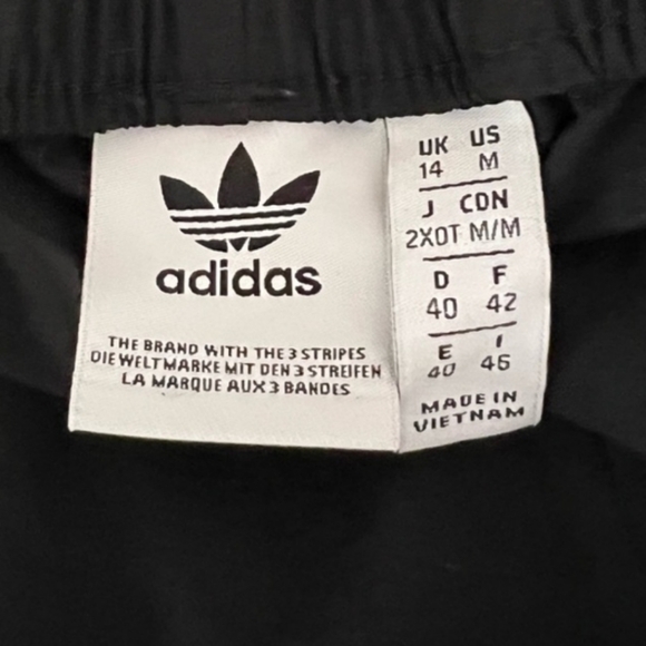 Adidas lock up nylon plain weave trefoil track pants - Picture 10 of 13